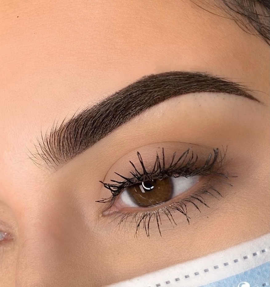 microshading d'un sourcil